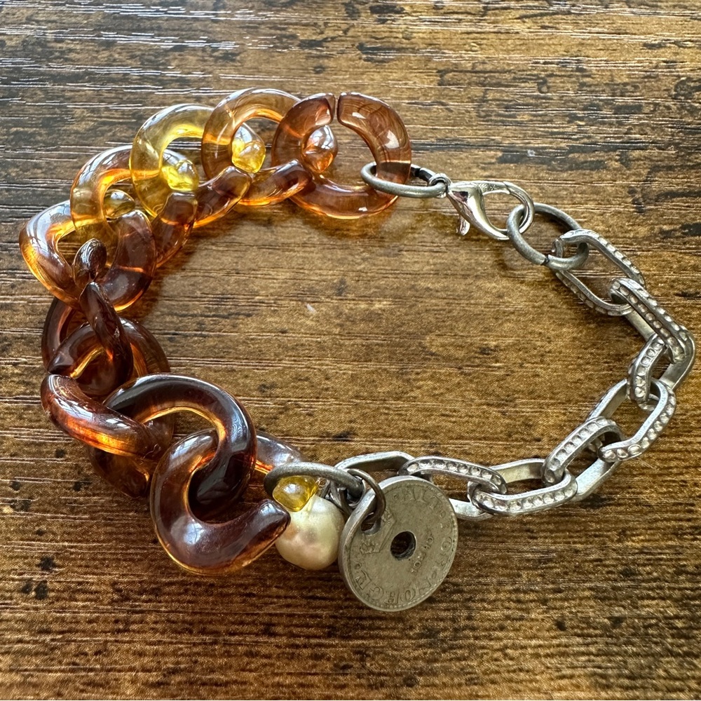 VINTAGE Tortoiseshell Charm Bracelet